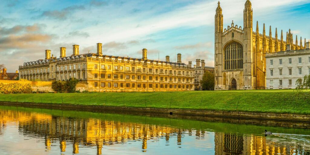 Southend Airport to Cambridge taxi taxi cambridge to southend airport taxi southend airport to cambridge Southend to Cambridge taxis Cambridge taxi near me