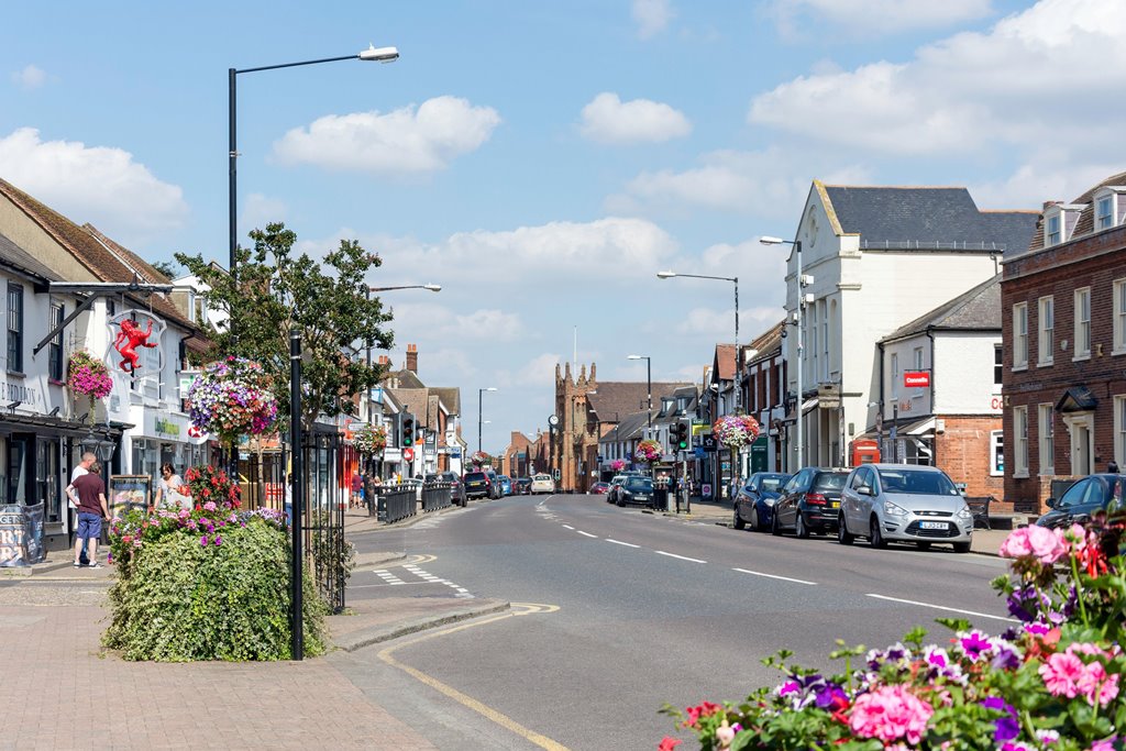 basildon taxis basildon taxi taxi basildon a&b taxis basildon ab taxi basildon